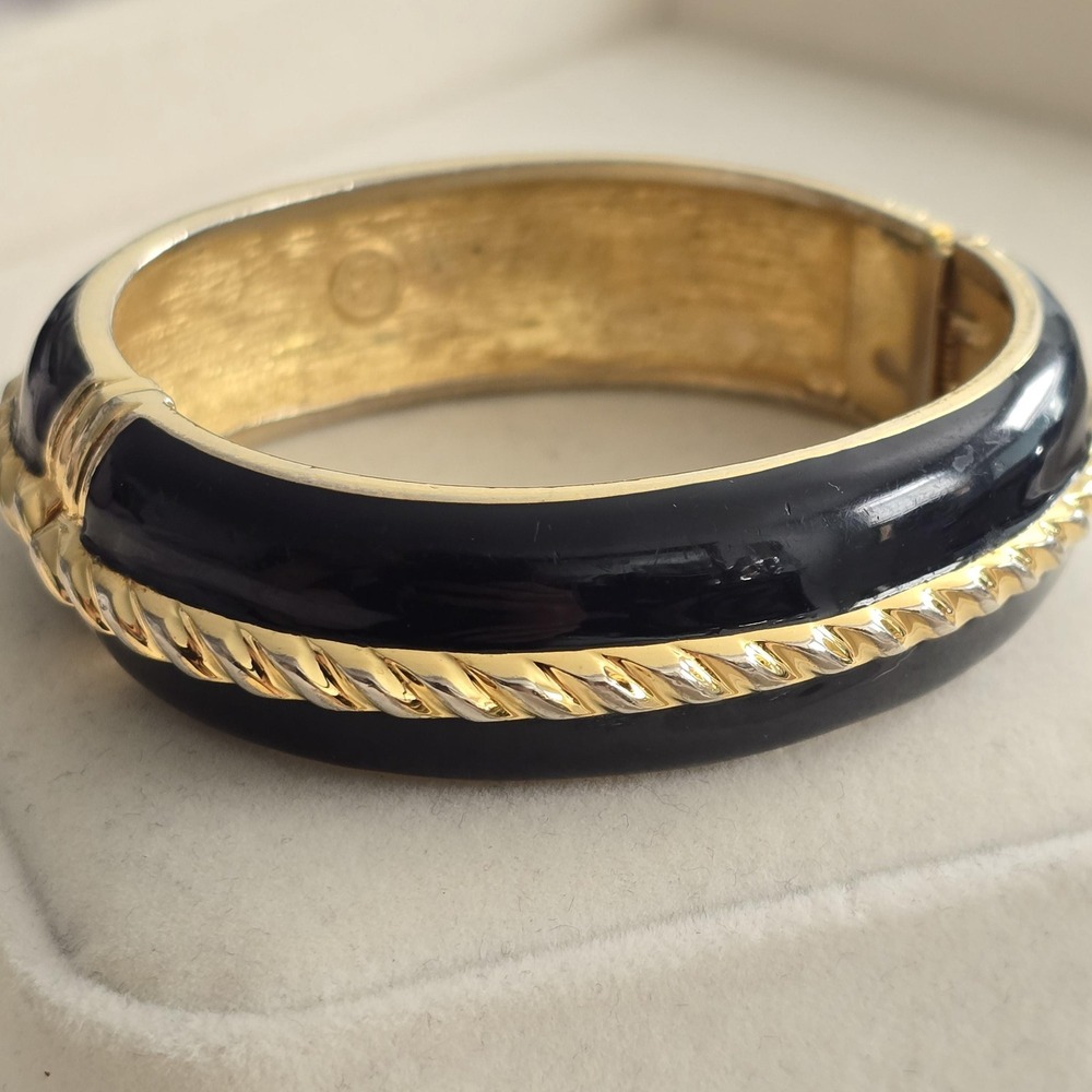 Vintage Saint John Navy Blue & Gold Enamel Bangle w/Rope‎ Detail Signed Bracelet - Picture 9 of 11